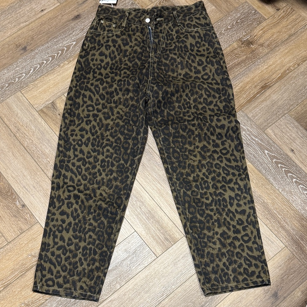 Leopard Print Chinos - Picture 3 of 3